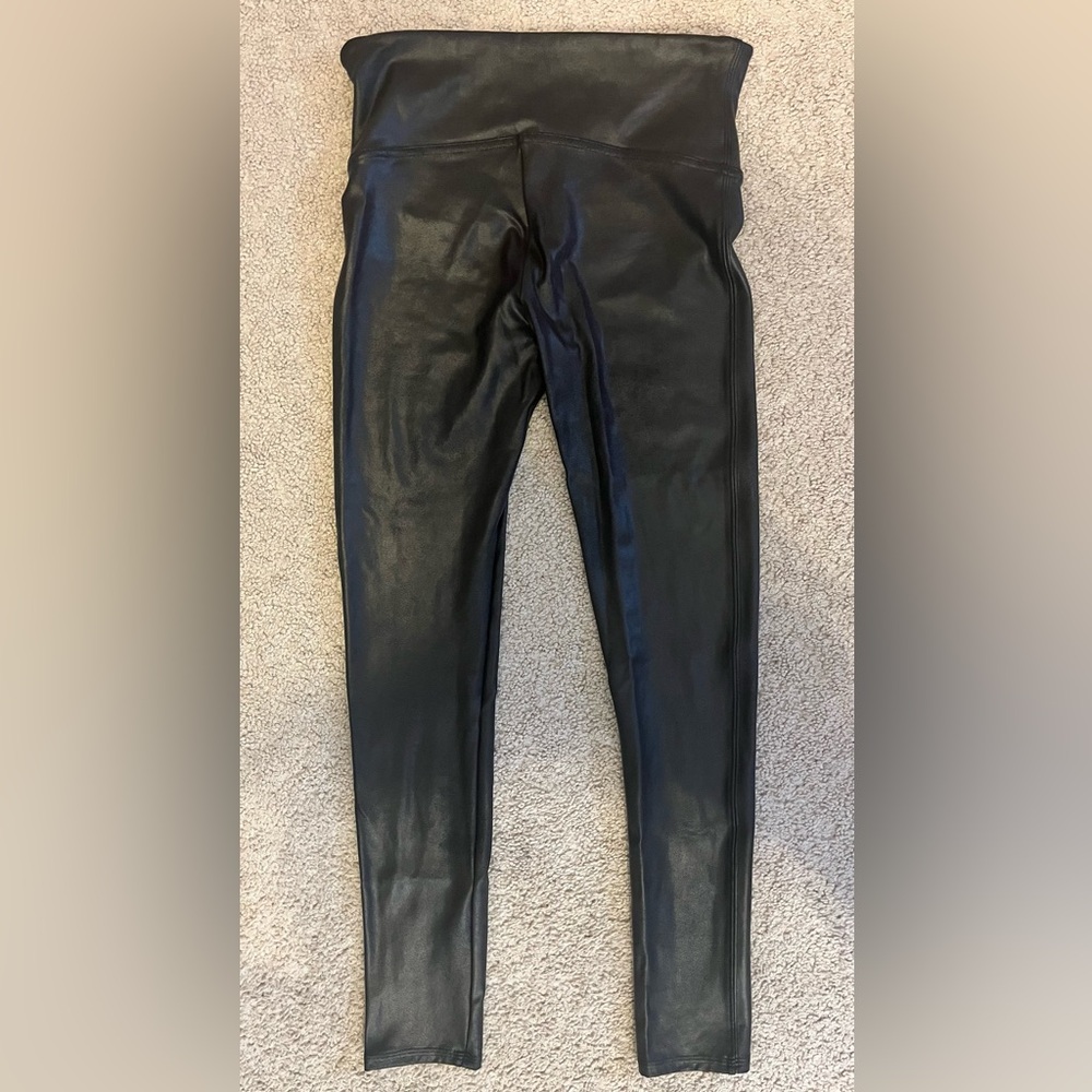 Spanx Faux Leather Legging - Picture 4 of 5